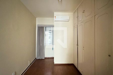 Apartamento para alugar com 110m², 3 quartos e 1 vagaSuíte