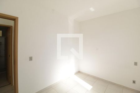 Apartamento para alugar com 2 quartos, 65m² em Umuarama, Uberlândia