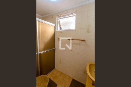 Banheiro de apartamento para alugar com 1 quarto, 55m² em Canto do Forte, Praia Grande
