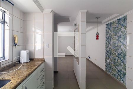Cozinha de casa para alugar com 3 quartos, 270m² em Jardim Santa Adelia, São Paulo