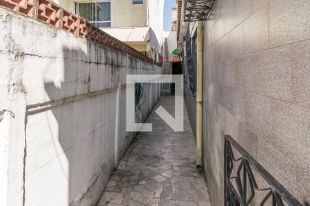 Casa para alugar com 100m², 1 quarto e sem vagaCorredor de acesso