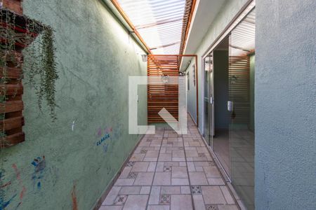 Casa para alugar com 80m², 2 quartos e 1 vaga Casa para alugar com 80m², 2 quartos e 1 vagaCorredor