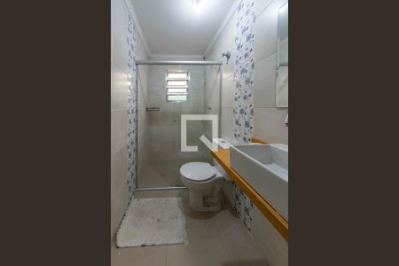 Casa para alugar com 80m², 2 quartos e 1 vaga Casa para alugar com 80m², 2 quartos e 1 vagaBanheiro