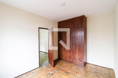 Quarto 2 de casa para alugar com 2 quartos, 200m² em Glória, Belo Horizonte