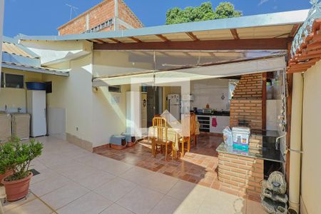 Casa à venda com 230m², 4 quartos e 3 vagasÁrea Externa