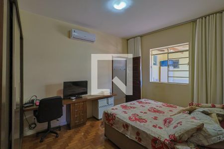 Casa à venda com 230m², 4 quartos e 3 vagasQuarto 2