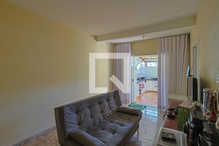 Casa à venda com 230m², 4 quartos e 3 vagasEdícula