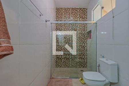 Casa à venda com 230m², 4 quartos e 3 vagasBanheiro 