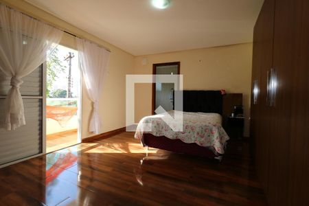 Casa à venda com 224m², 3 quartos e 4 vagasSuíte