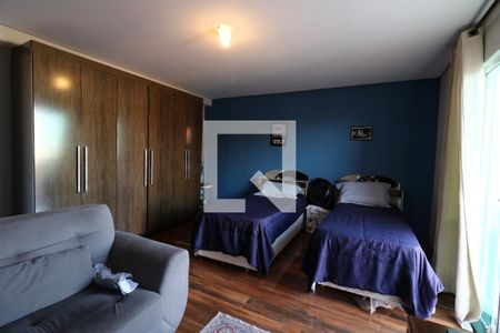 Casa à venda com 224m², 3 quartos e 4 vagasQuarto 2