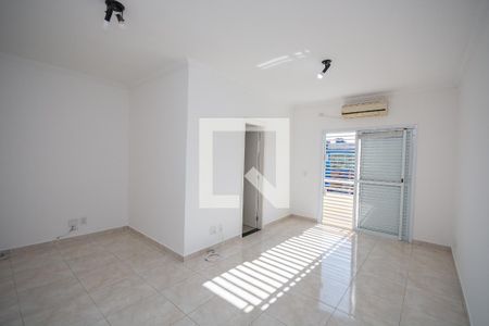 Sala de casa à venda com 4 quartos, 190m² em Campo Grande, São Paulo