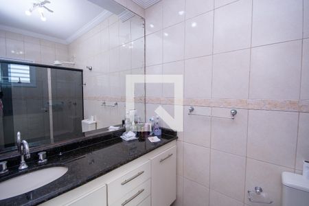 Casa à venda com 190m², 4 quartos e 4 vagasBanheiro da Suíte