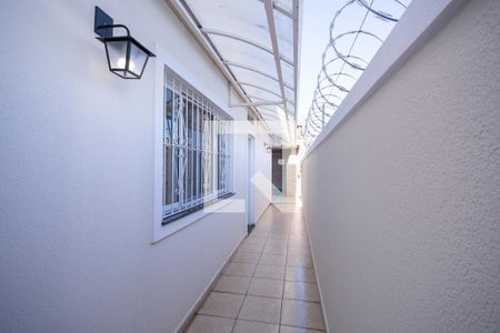 Casa à venda com 190m², 4 quartos e 4 vagasCorredor