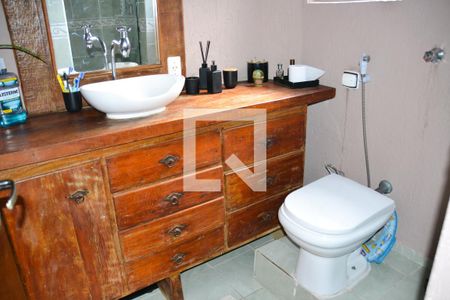 Apartamento à venda com 169m², 3 quartos e 1 vaga Apartamento à venda com 169m², 3 quartos e 1 vagaBanheiro 1