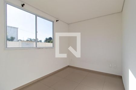 Quarto 1 de apartamento para alugar com 2 quartos, 40m² em Parque da Fonte, São José dos Pinhais