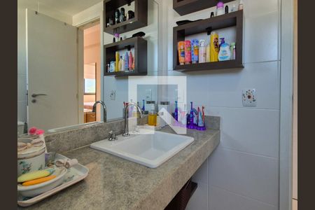 Apartamento à venda com 92m², 3 quartos e 2 vagasBanheiro