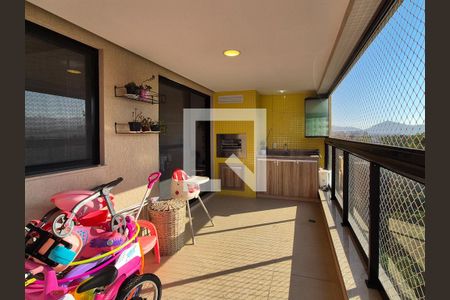 Apartamento à venda com 92m², 3 quartos e 2 vagasSacada