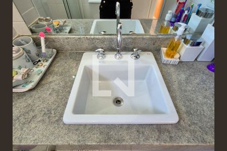 Apartamento à venda com 92m², 3 quartos e 2 vagasBanheiro