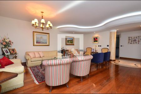 Sala de estar de apartamento à venda com 4 quartos, 305m² em Lourdes, Belo Horizonte