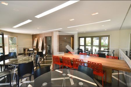 Apartamento à venda com 305m², 4 quartos e 4 vagasÁrea comum - Salao de festas