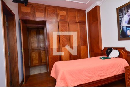 Apartamento à venda com 305m², 4 quartos e 4 vagasSuite2