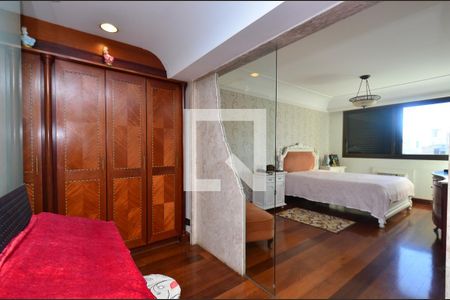 Apartamento à venda com 305m², 4 quartos e 4 vagasSuite Master/ closet