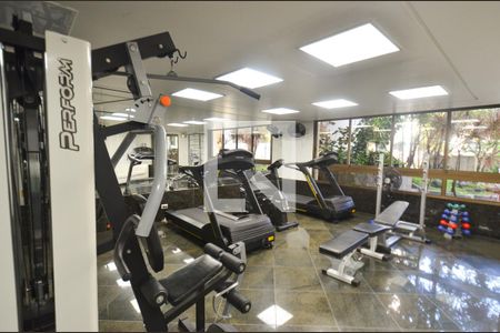 Apartamento à venda com 305m², 4 quartos e 4 vagasAcademia