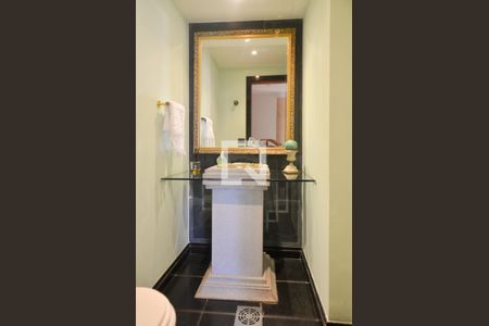 Apartamento à venda com 305m², 4 quartos e 4 vagasLavabo