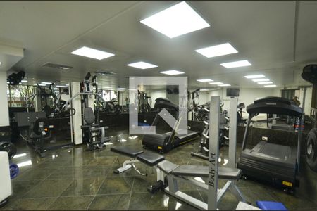 Apartamento à venda com 305m², 4 quartos e 4 vagasAcademia