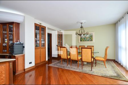 Apartamento à venda com 305m², 4 quartos e 4 vagasSala de jantar