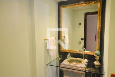 Apartamento à venda com 305m², 4 quartos e 4 vagasLavabo