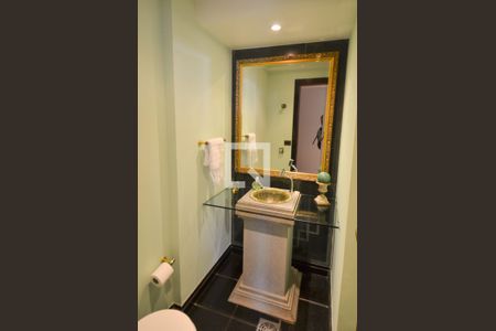 Apartamento à venda com 305m², 4 quartos e 4 vagasLavabo