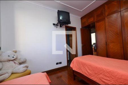 Apartamento à venda com 305m², 4 quartos e 4 vagasSuite2