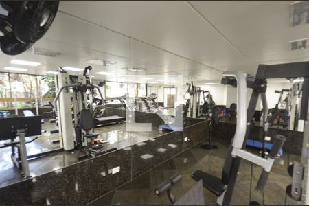 Apartamento à venda com 305m², 4 quartos e 4 vagasAcademia