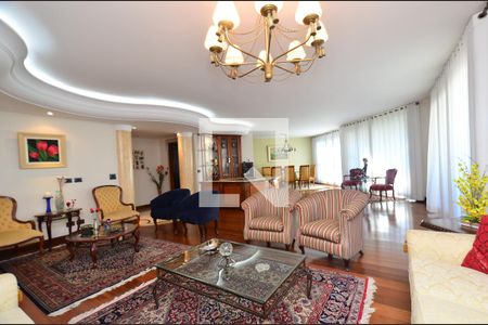 Sala de estar de apartamento à venda com 4 quartos, 305m² em Lourdes, Belo Horizonte