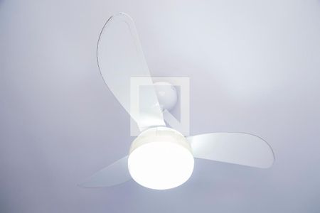 Casa à venda com 160m², 3 quartos e 4 vagasSuíte - Ventilador