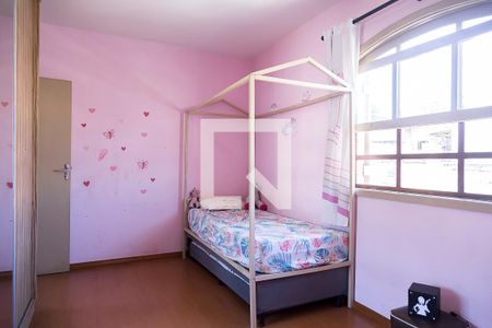 Casa à venda com 160m², 3 quartos e 4 vagasQuarto 2