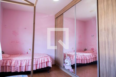 Casa à venda com 160m², 3 quartos e 4 vagasQuarto 2