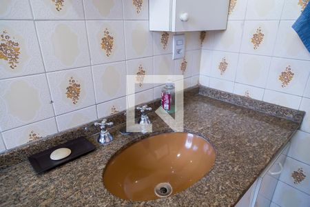 Casa à venda com 160m², 3 quartos e 4 vagasBanheiro Social - Pia