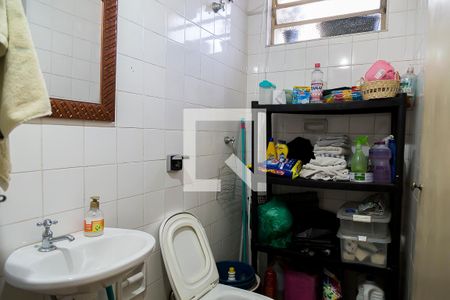 Casa à venda com 160m², 3 quartos e 4 vagasBanheiro da Edícula