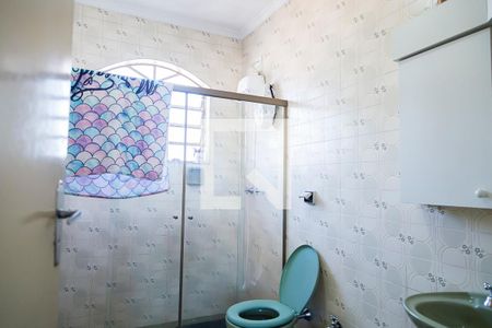 Casa à venda com 160m², 3 quartos e 4 vagasBanheiro da Suíte