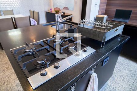 Casa à venda com 160m², 3 quartos e 4 vagasCozinha - Detalhe