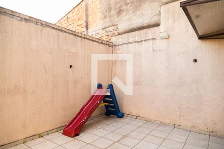 Casa à venda com 160m², 3 quartos e 4 vagasQuintal e Área de Serviço