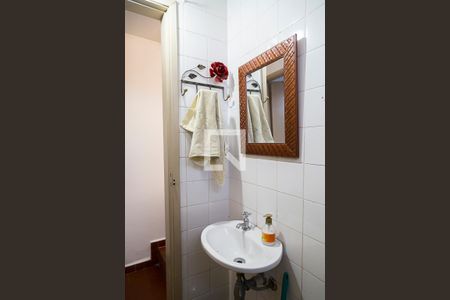 Casa à venda com 160m², 3 quartos e 4 vagasBanheiro da Edícula