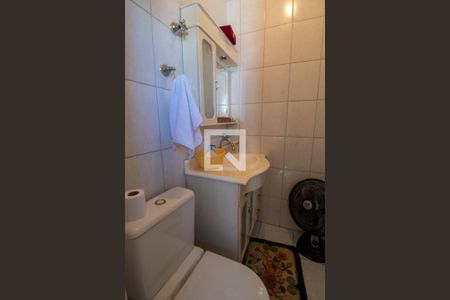 Casa à venda com 253m², 4 quartos e 1 vagaBanheiro da Suíte