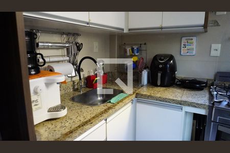 Apartamento à venda com 55m², 2 quartos e 1 vagaCozinha