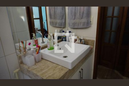 Apartamento à venda com 55m², 2 quartos e 1 vagaBanheiro Social
