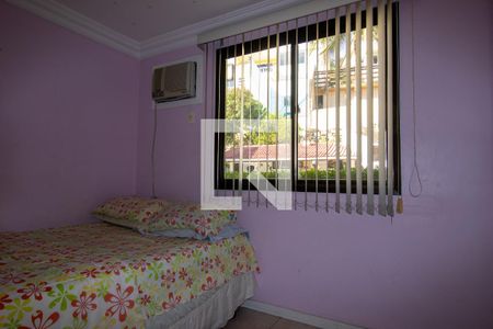 Casa de condomínio à venda com 200m², 4 quartos e 2 vagasQuarto 3