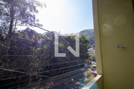 Casa de condomínio à venda com 200m², 4 quartos e 2 vagasVaranda 