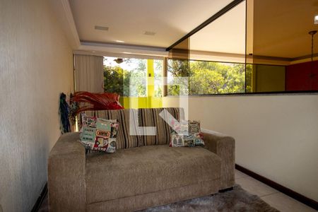 Casa de condomínio à venda com 200m², 4 quartos e 2 vagasSala íntima 